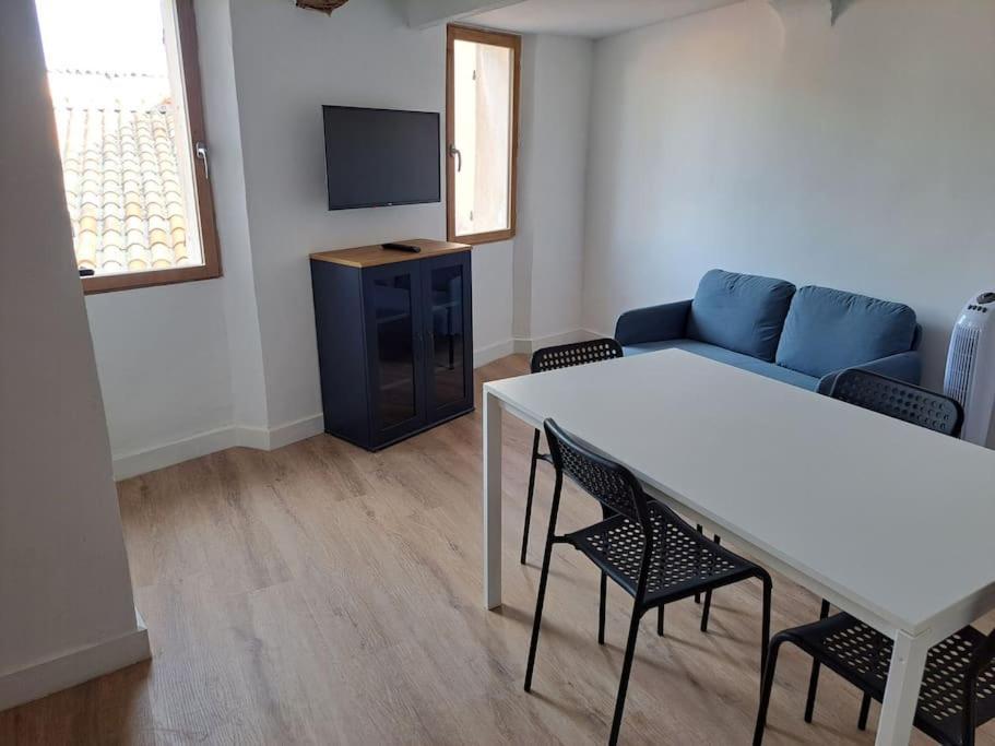 Apartment Petit Duplex Centre Medieval *