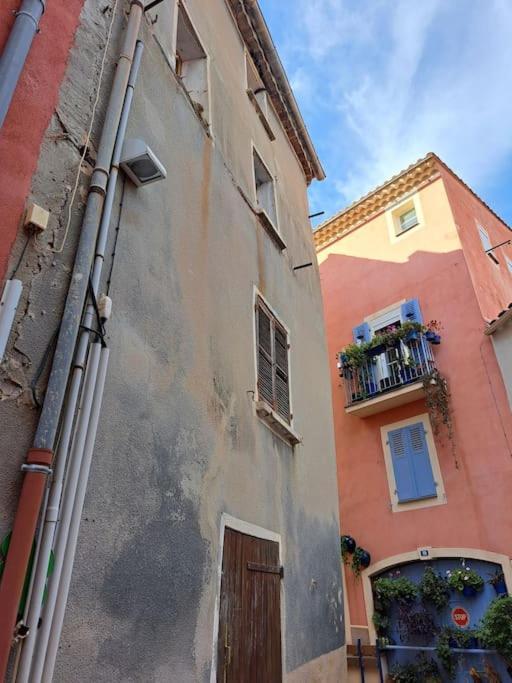 Petit Duplex Centre Medieval Apartment *